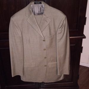 Men’s suit